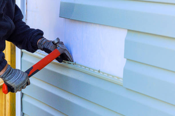 Reliable Siding Repair contractor in Wellesley Hills, MA by Creative Siding
